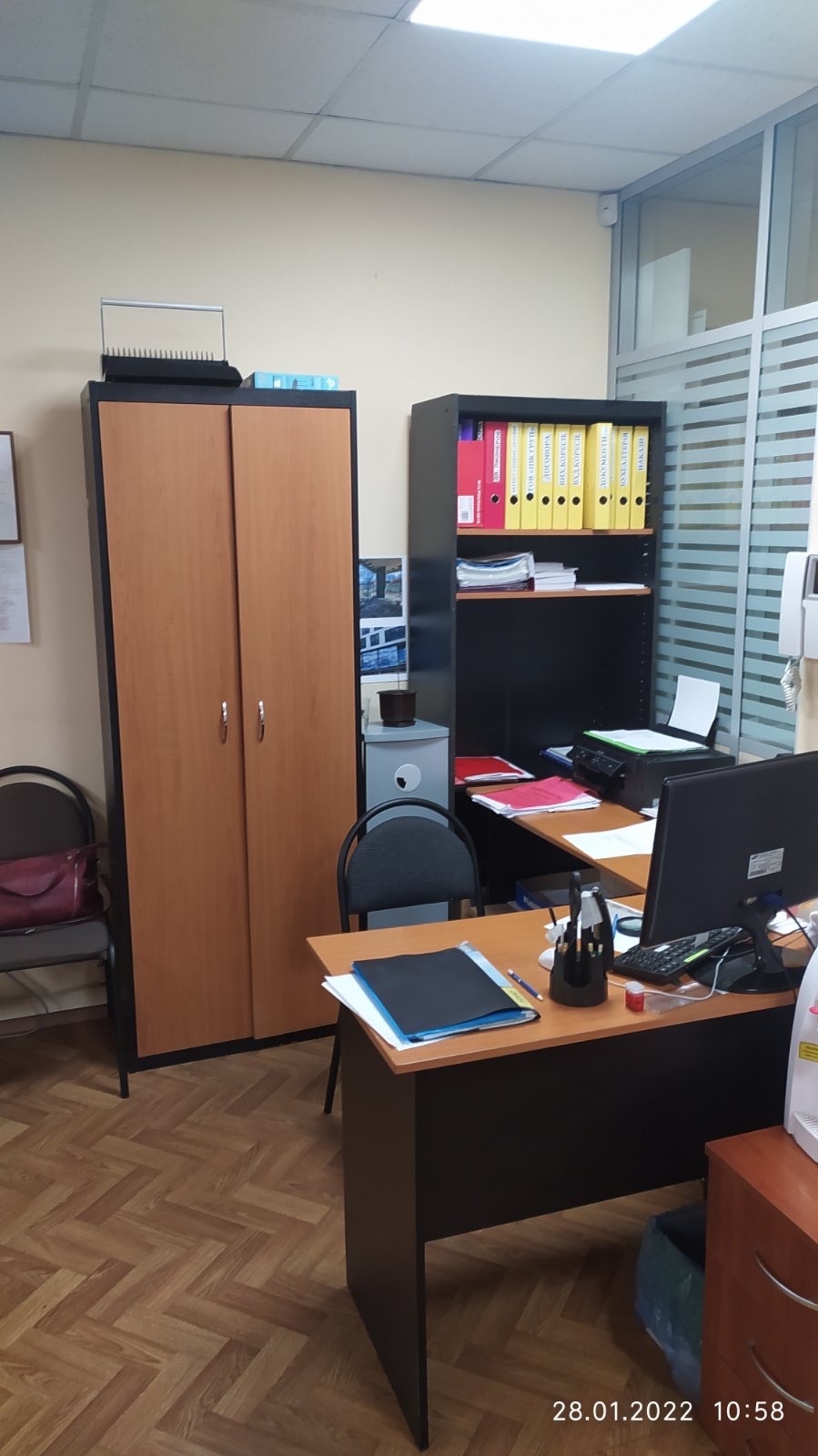 Оренда офісу 57 м², Лариси Руденко вул., 6А