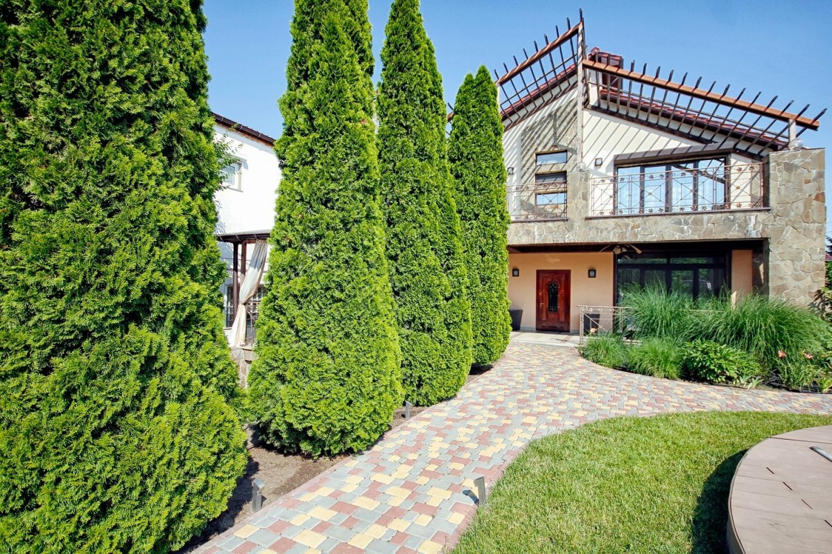 Аренда дома 310 м², Чубаевская ул., 20