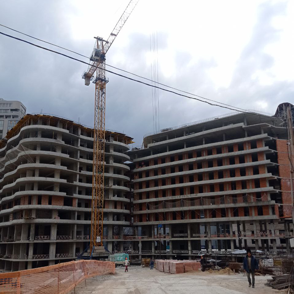 В жилом комплексе Unity Towers возобновлено строительство: отчет о ходе работ
