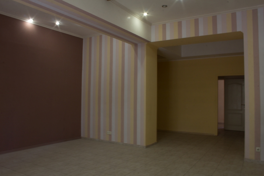 Аренда помещения свободного назначения 90 м², Нежинская ул., 20