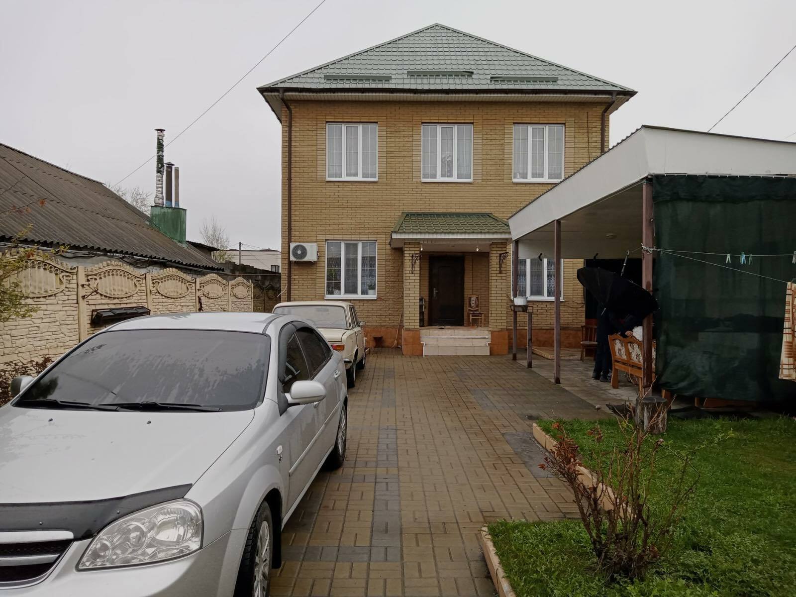 Оренда будинку 140 м², Кузбаська вул.
