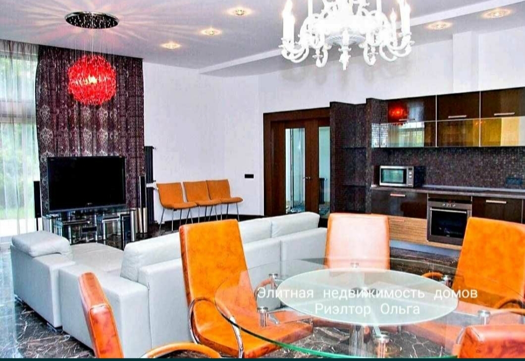 Оренда будинку 350 м², Сумская вул., 22