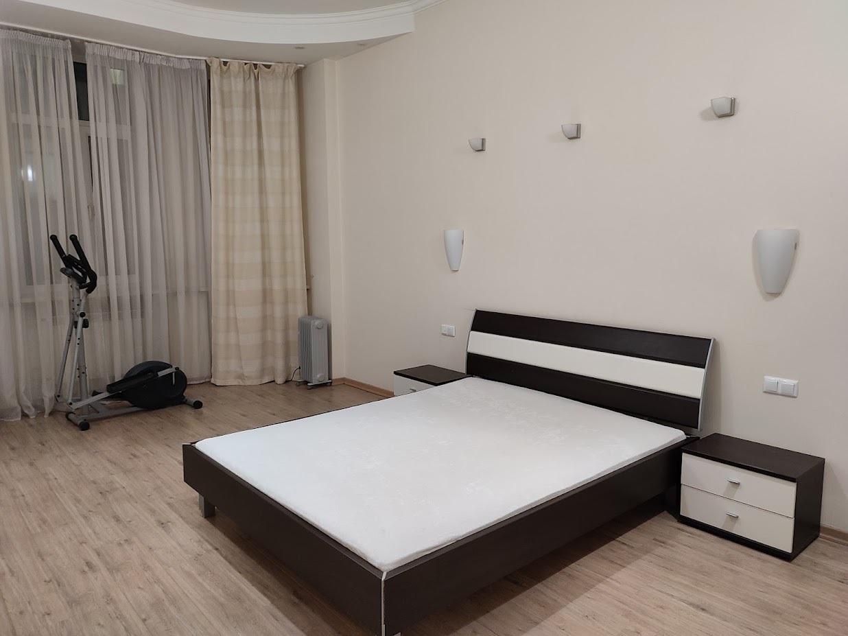 Аренда 2-комнатной квартиры 65 м², Малоподвальная ул., 21/8