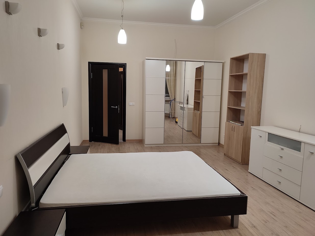 Аренда 2-комнатной квартиры 65 м², Малоподвальная ул., 21/8