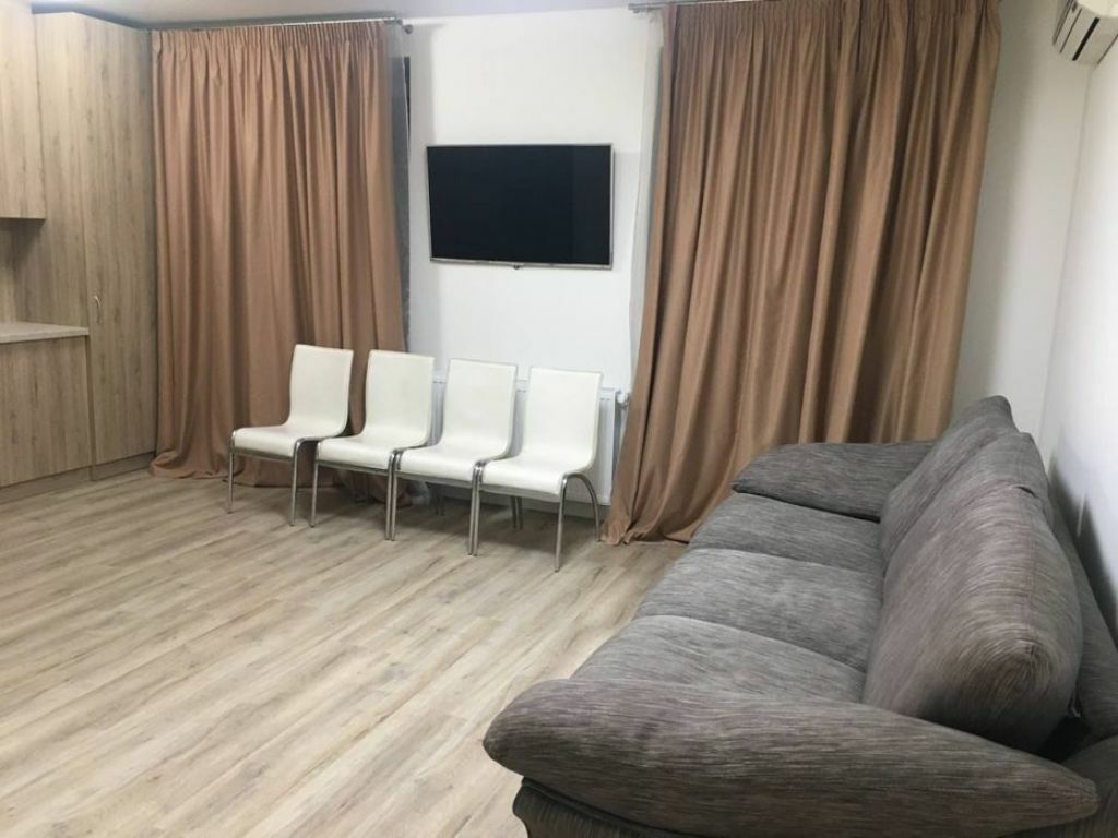 Оренда 2-кімнатної квартири 60 м², Набережна Перемоги вул., 44