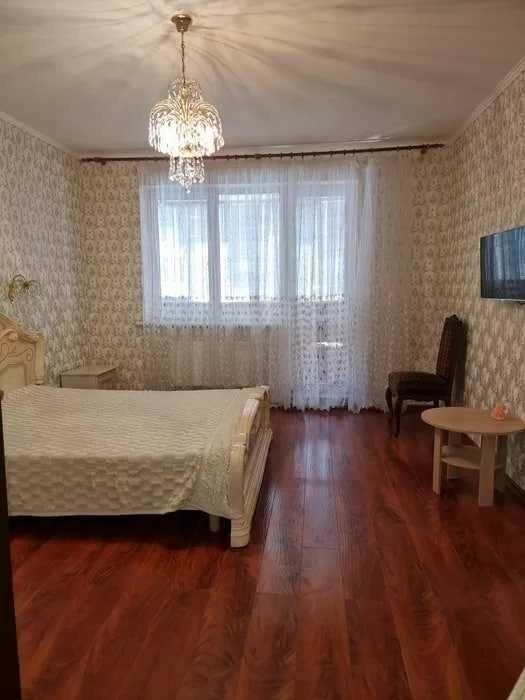 Оренда 1-кімнатної квартири 65 м², Набережна Перемоги вул., 130