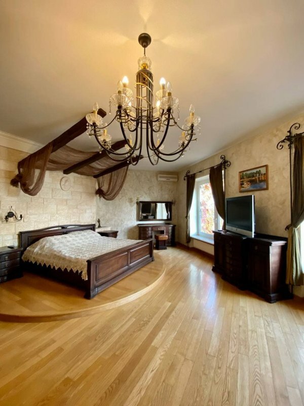 Аренда дома 400 м², Жемчужная ул., 4