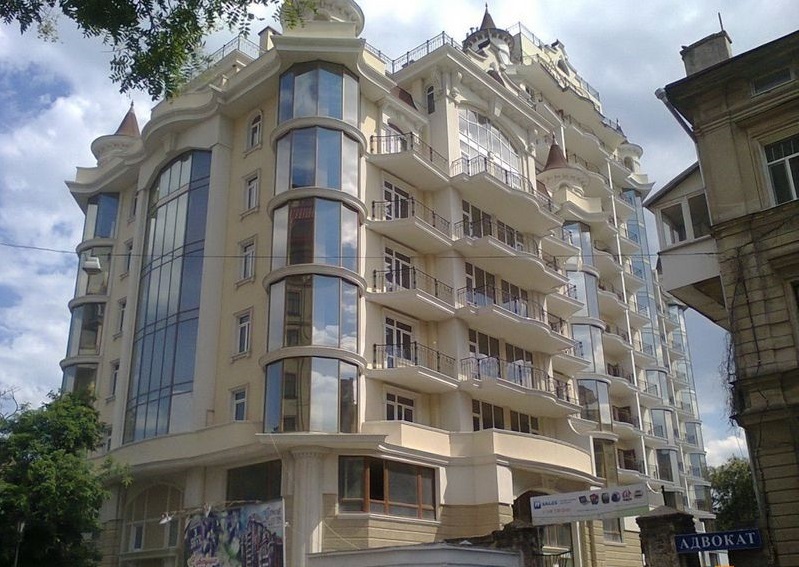 Продаж 2-кімнатної квартири 98 м², Жуковского вул., 9