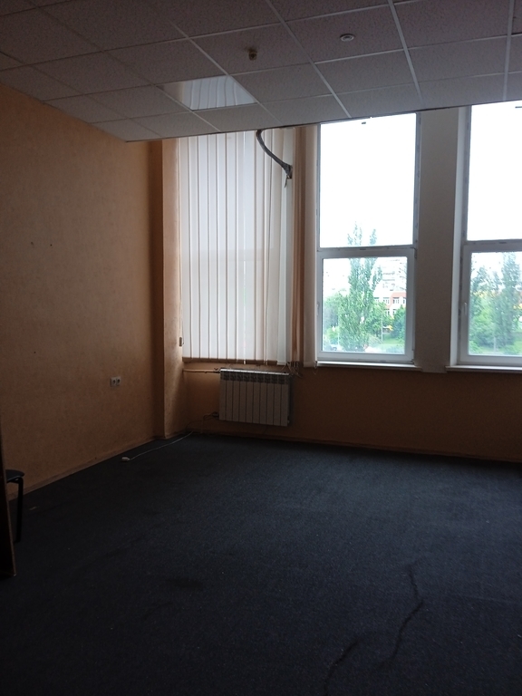 Оренда офісу 33 м², Євгена Сверстюка вул., 21