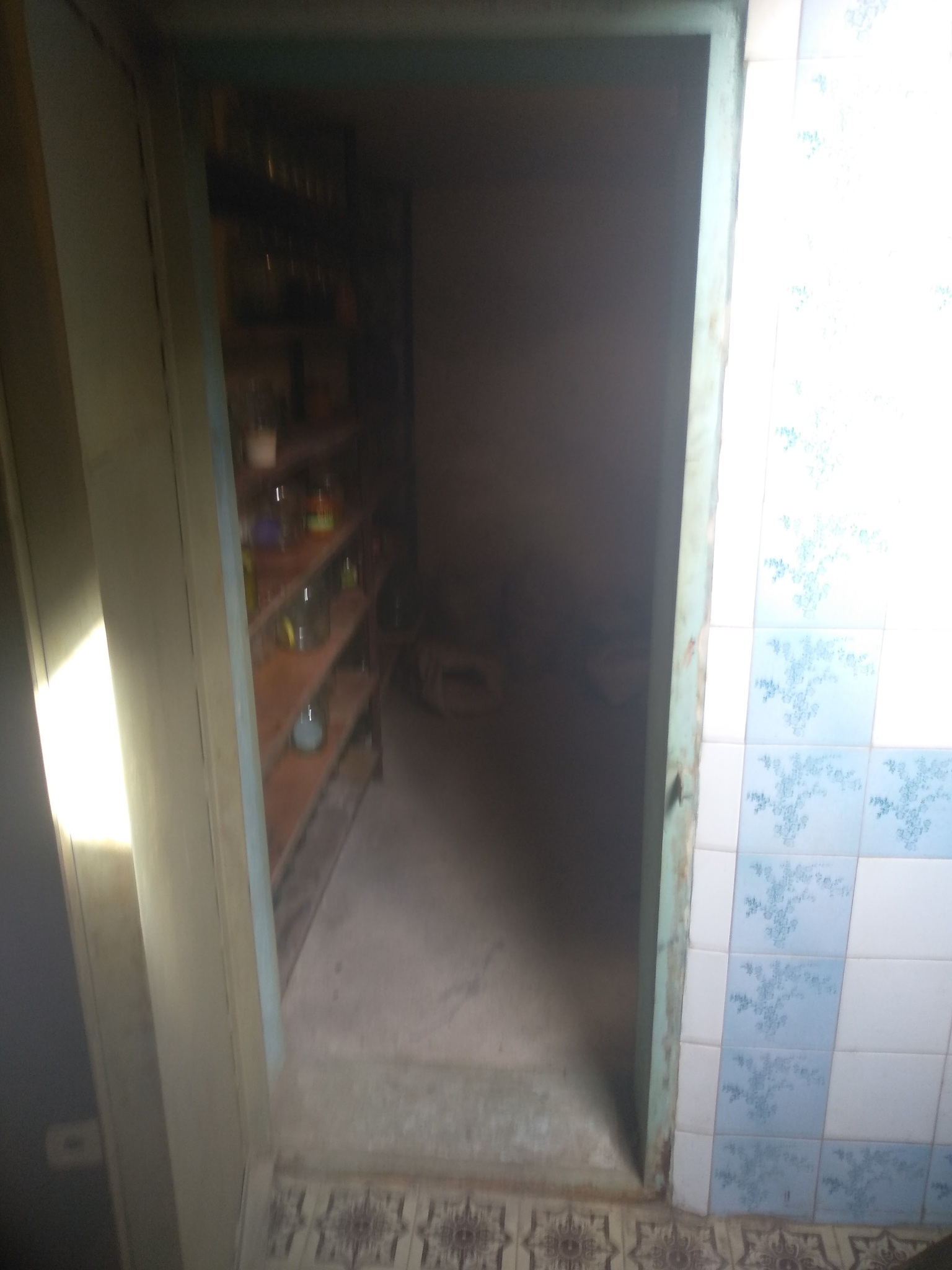 Оренда гаражів 23 м², Павла Усенко вул., 7/9