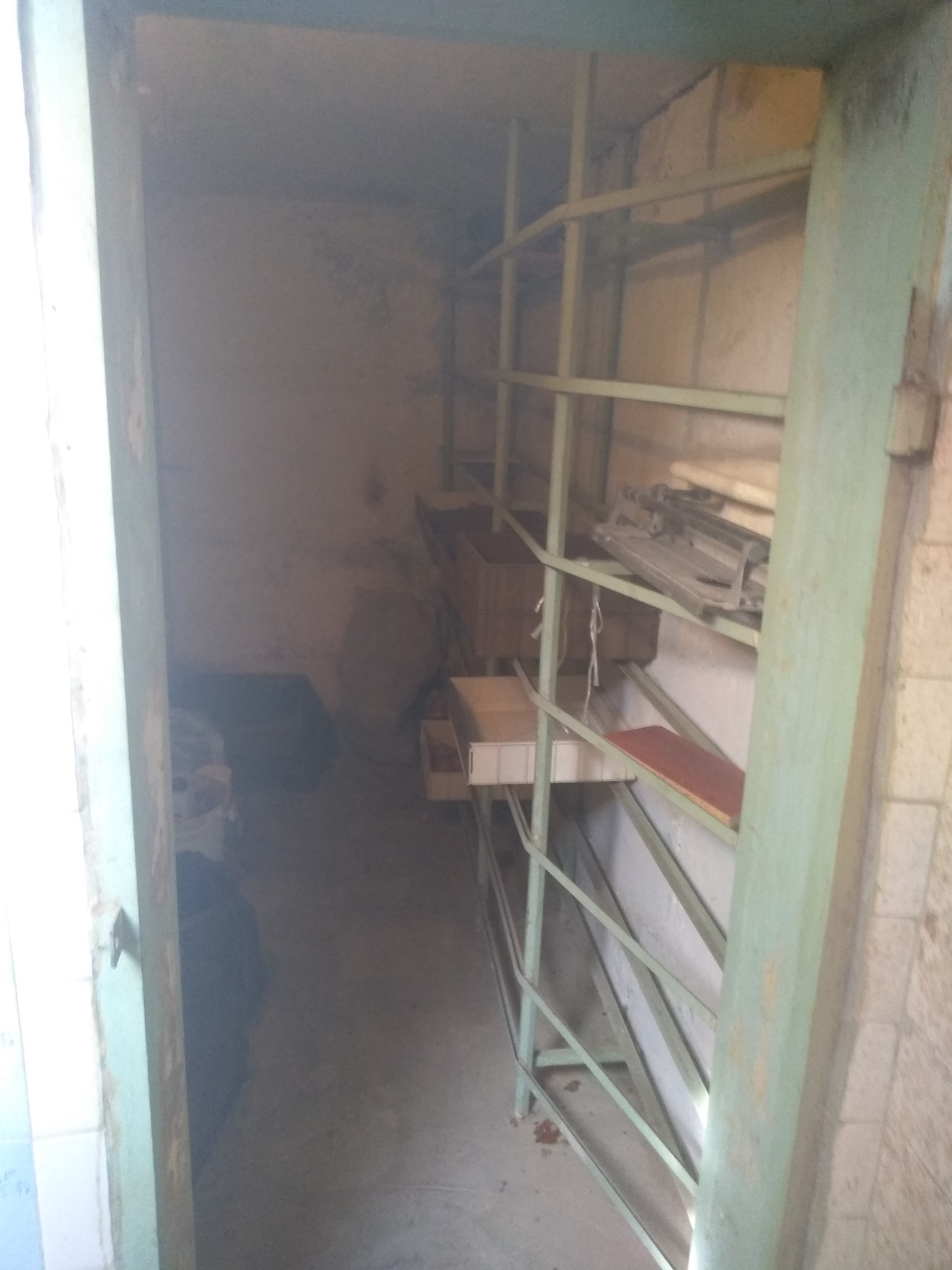 Оренда гаражів 23 м², Павла Усенко вул., 7/9