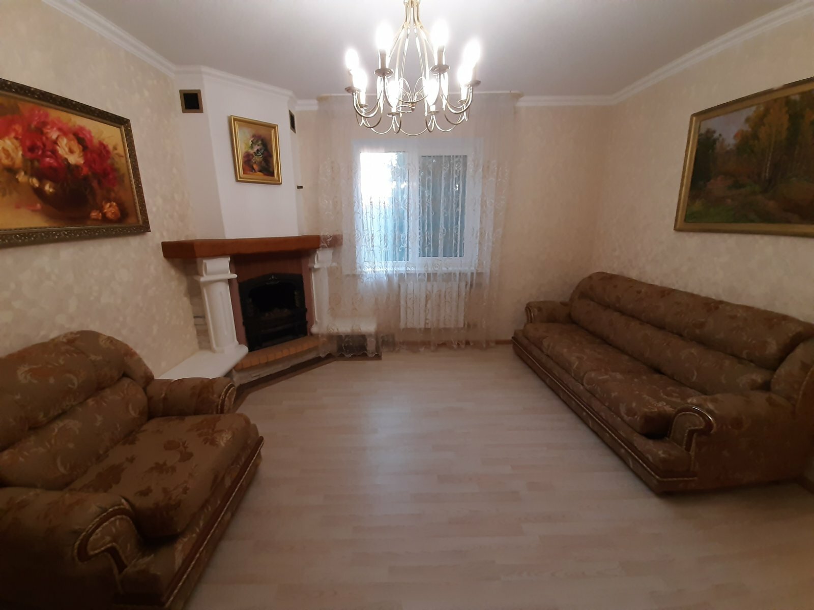 Оренда будинку 250 м²