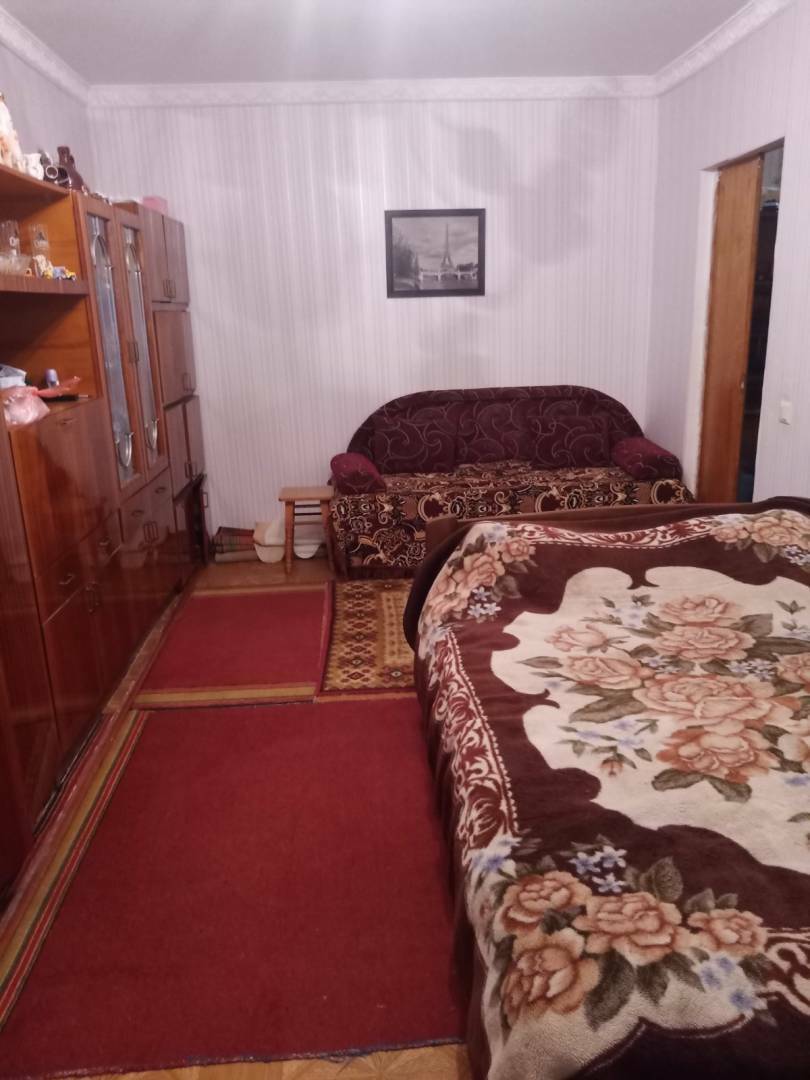 Продаж 2-кімнатної квартири 68 м², Жолио Кюри вул.