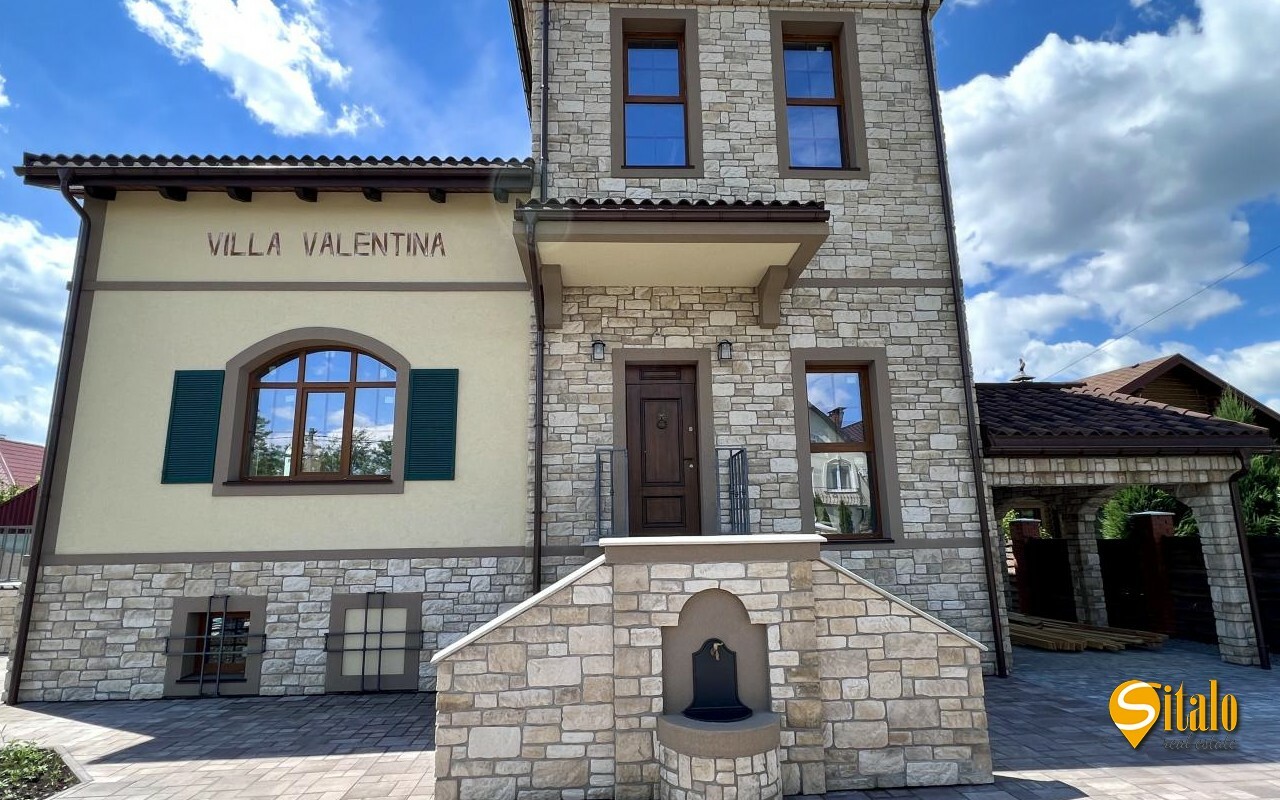 Продажа дома 300 м², 126-я Садовая ул.