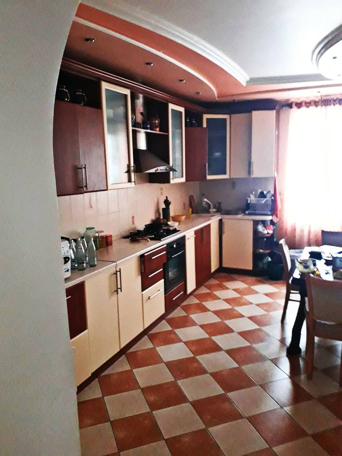 Продаж будинку 342 м²