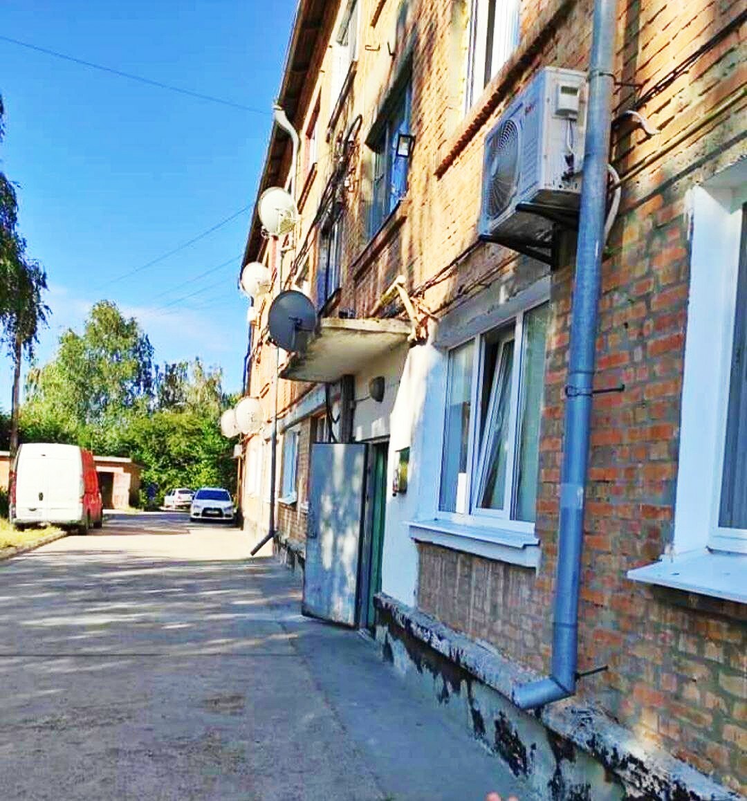 Продаж кімнати, Ярослава Мудрого вул., 60