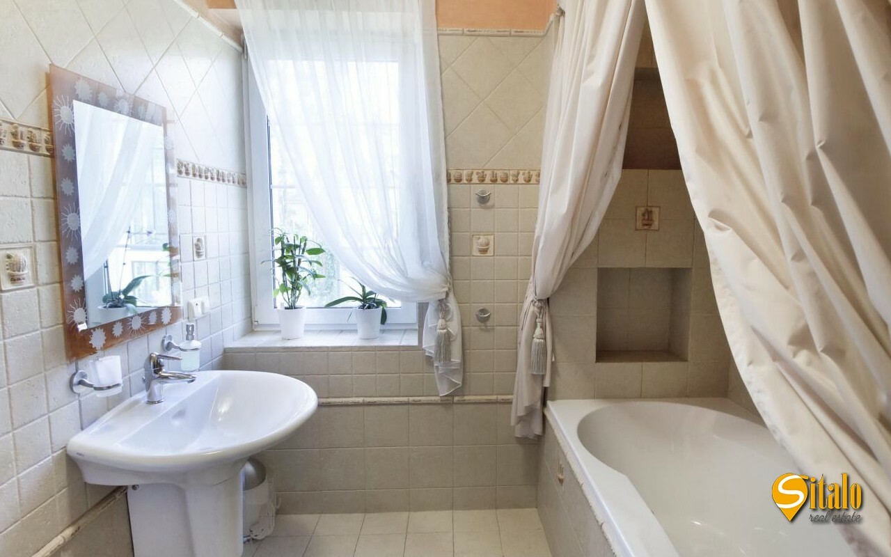 Оренда будинку 430 м²