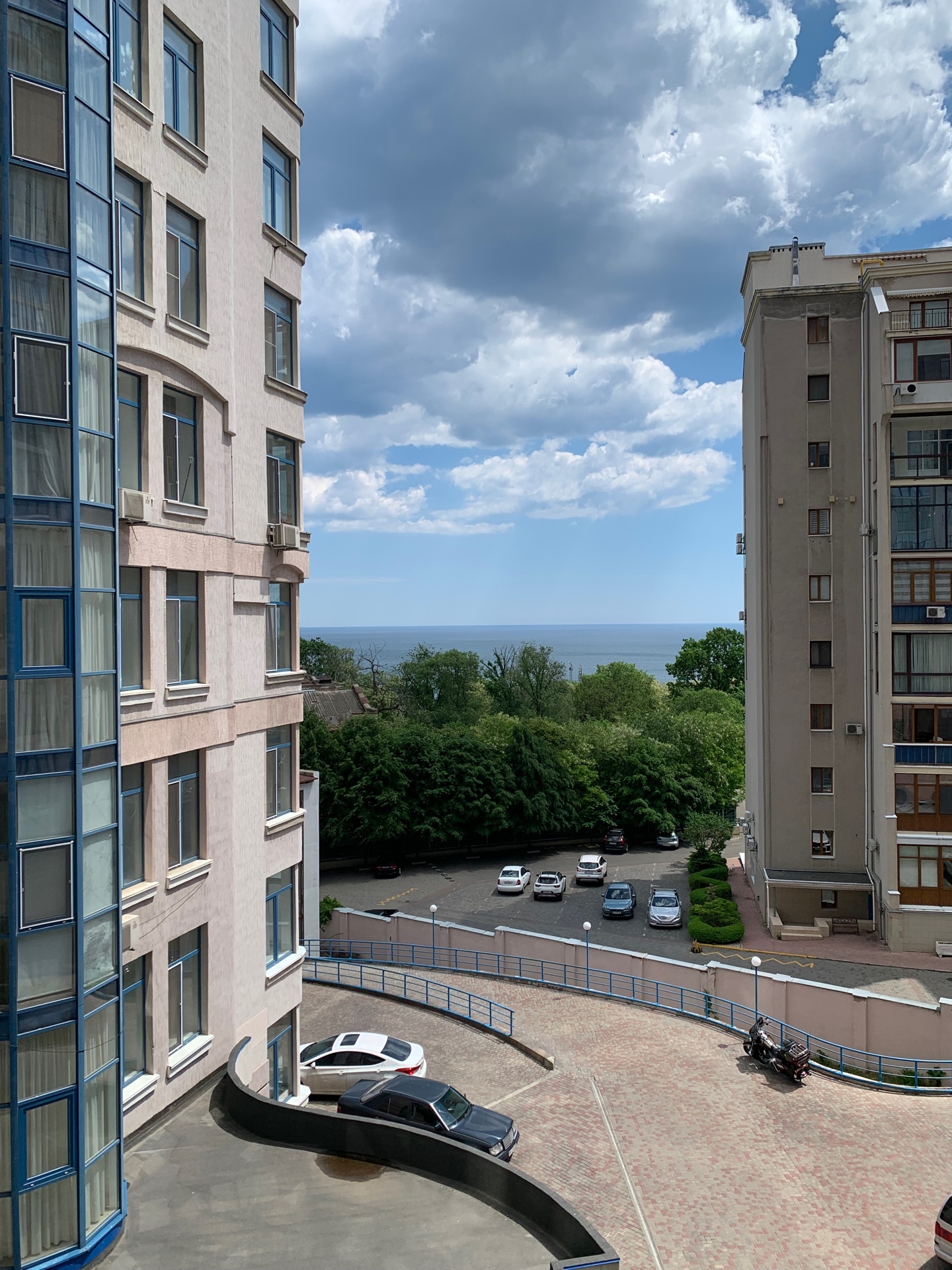 Продажа 4-комнатной квартиры 200 м², Лидерсовский бул., 5