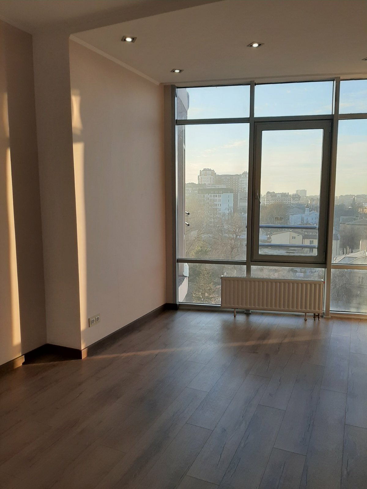 Продаж 2-кімнатної квартири 87 м², Віри Інбер пров., 5