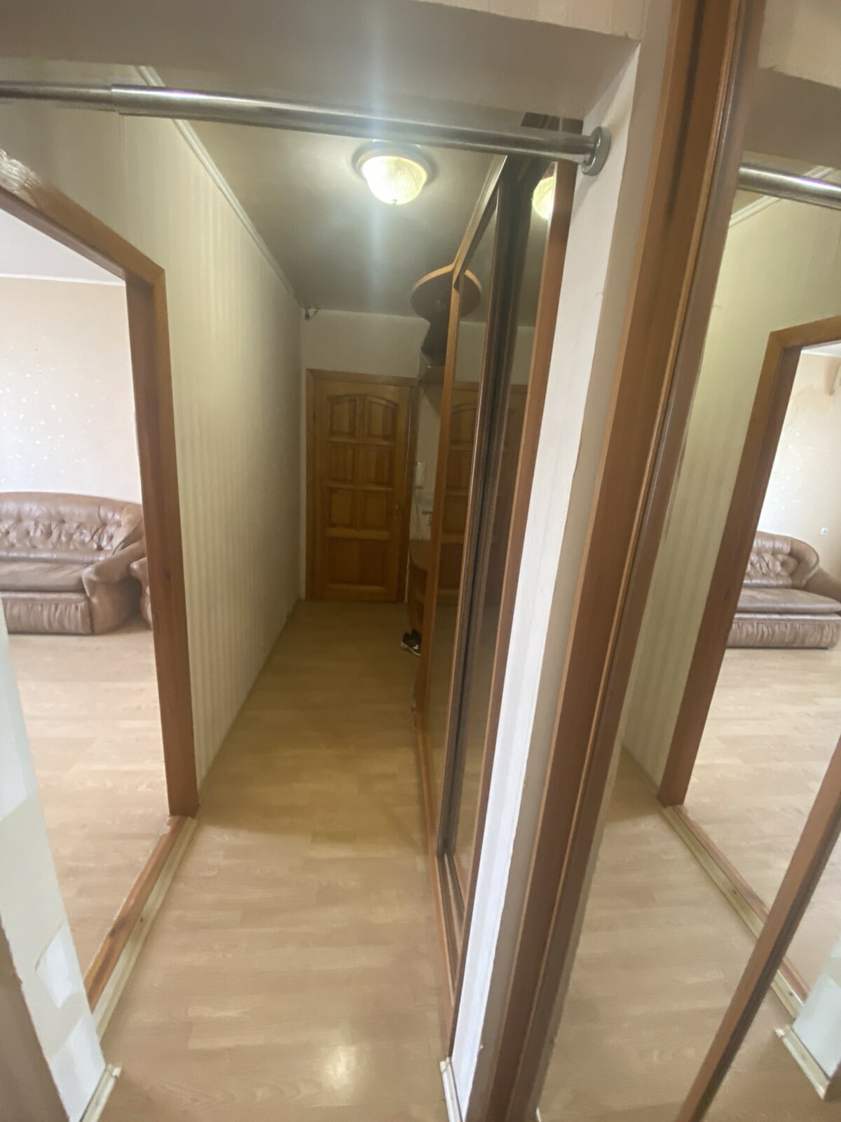 Продаж 2-кімнатної квартири 55 м², Слави бул., 27