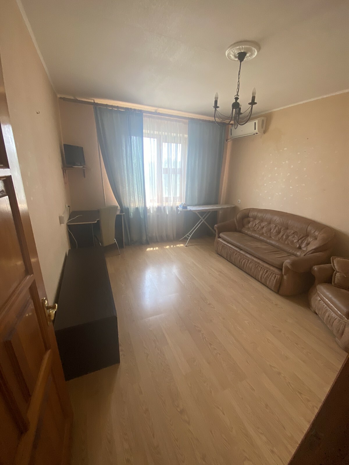 Продажа 2-комнатной квартиры 55 м², Славы бул., 27