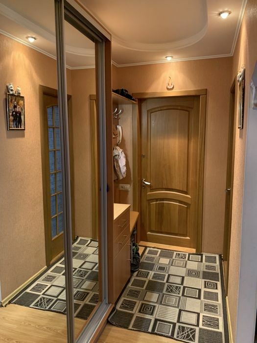 Продаж 3-кімнатної квартири 64 м², Героїв Дніпра вул.