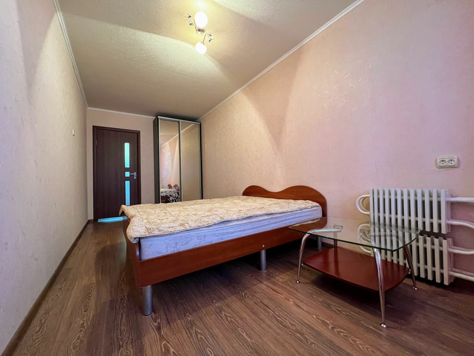 Продажа 3-комнатной квартиры 64 м², Мандрыковская ул.