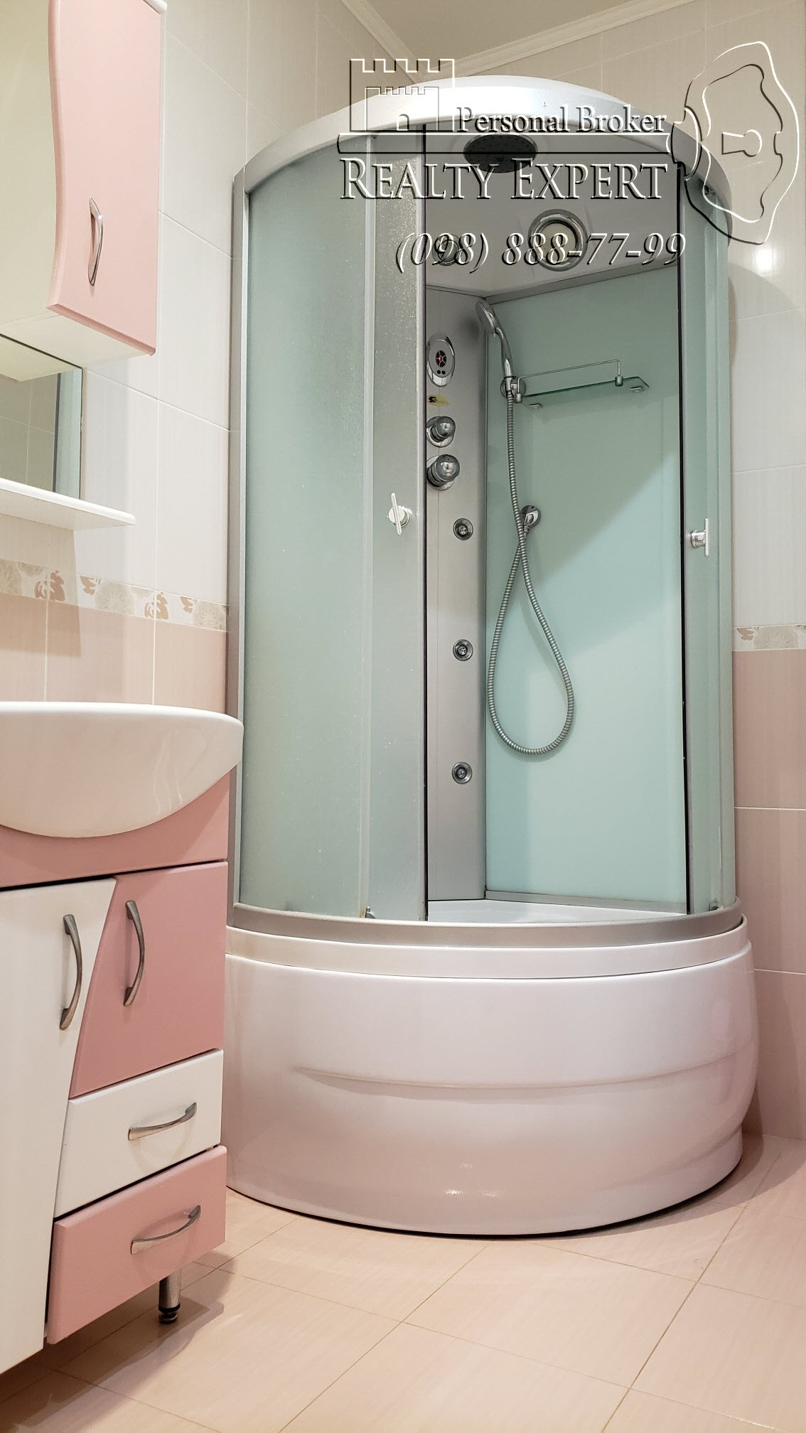 Аренда 3-комнатной квартиры 130 м², Валерия Лобановского просп., 6В