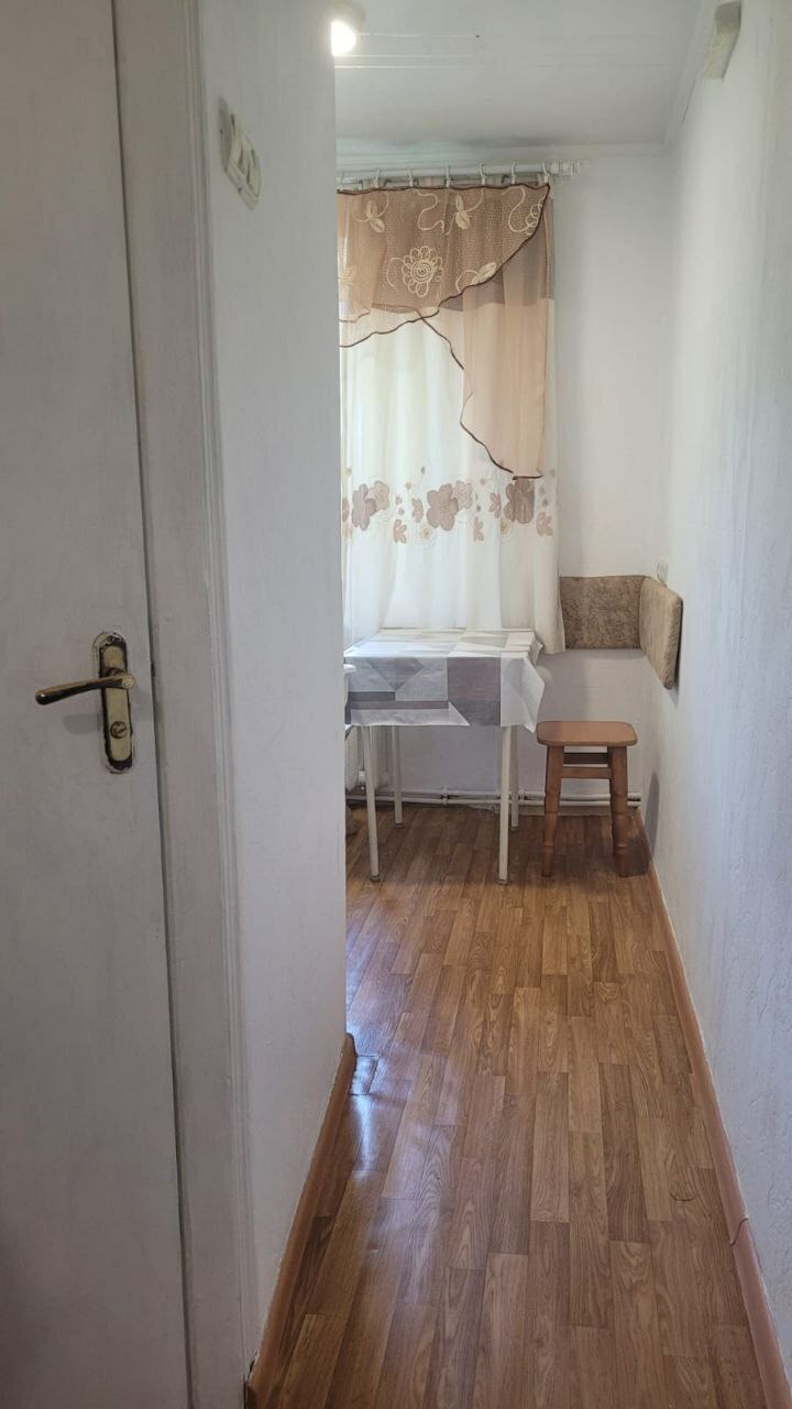 Аренда 3-комнатной квартиры 70 м², Суворова ул.