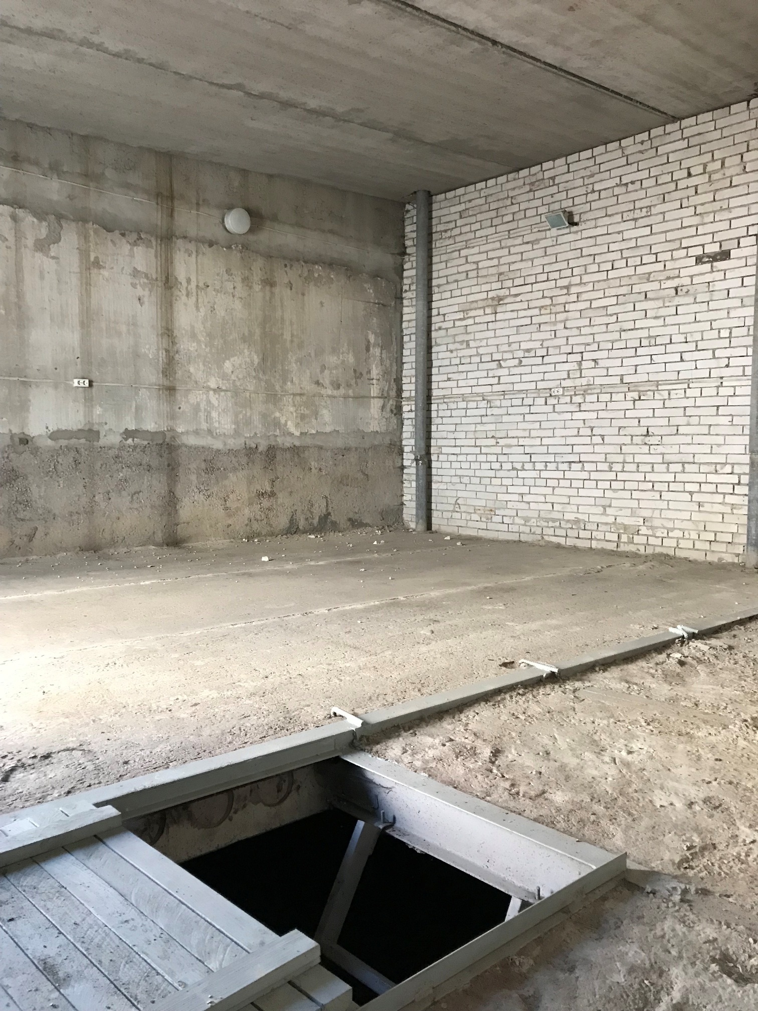 Продаж гаража 76 м², Новомостицька вул., 25