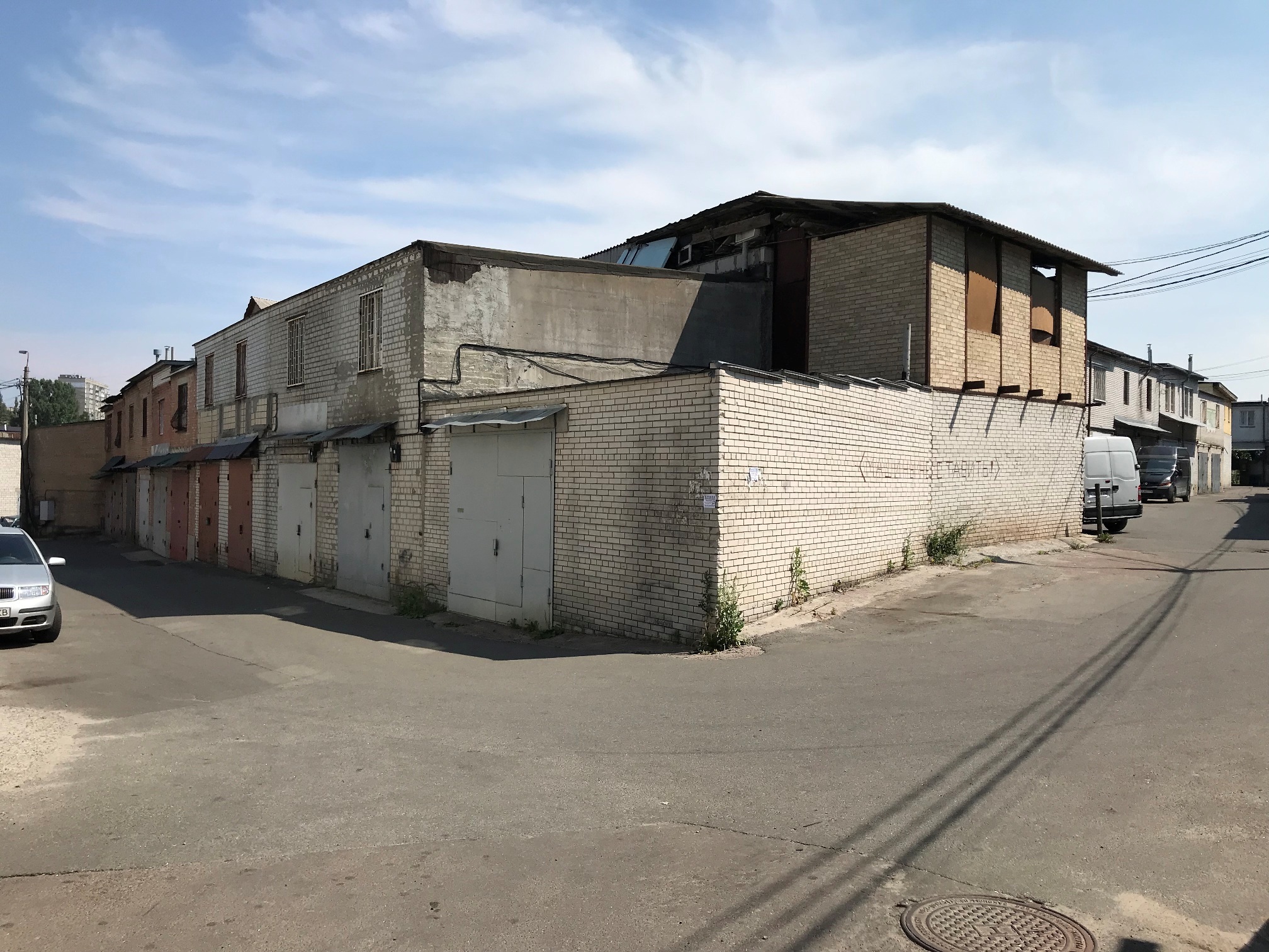 Продаж гаража 76 м², Новомостицька вул., 25