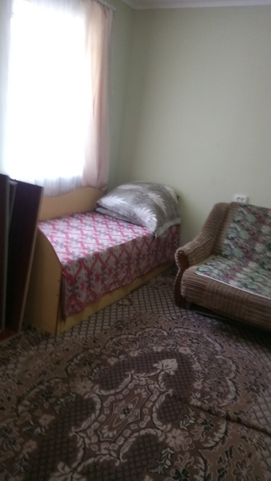 Оренда 1-кімнатної квартири 37 м², Днепрельстанівська вул.