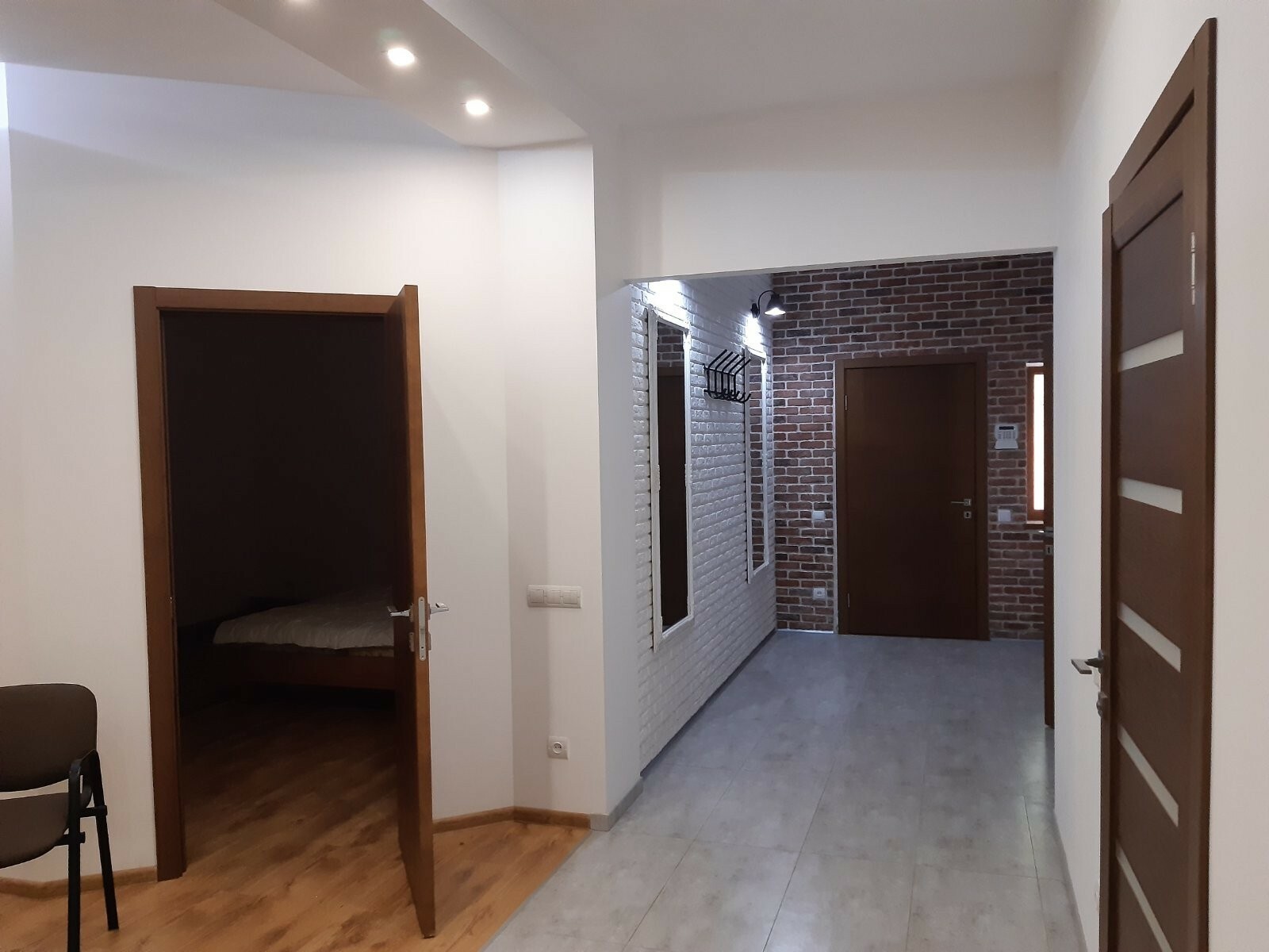 Оренда будинку 300 м², Надії Олексеєнко вул.