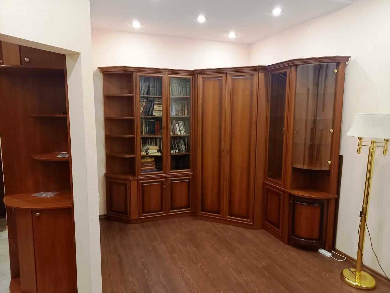 Оренда 1-кімнатної квартири 54 м², Виконкомівська вул.