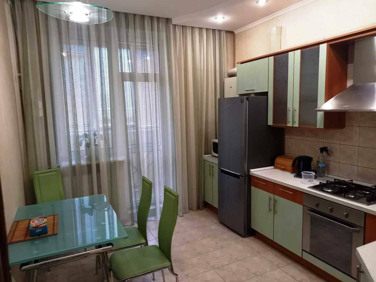 Аренда 1-комнатной квартиры 54 м², Исполкомовская ул.