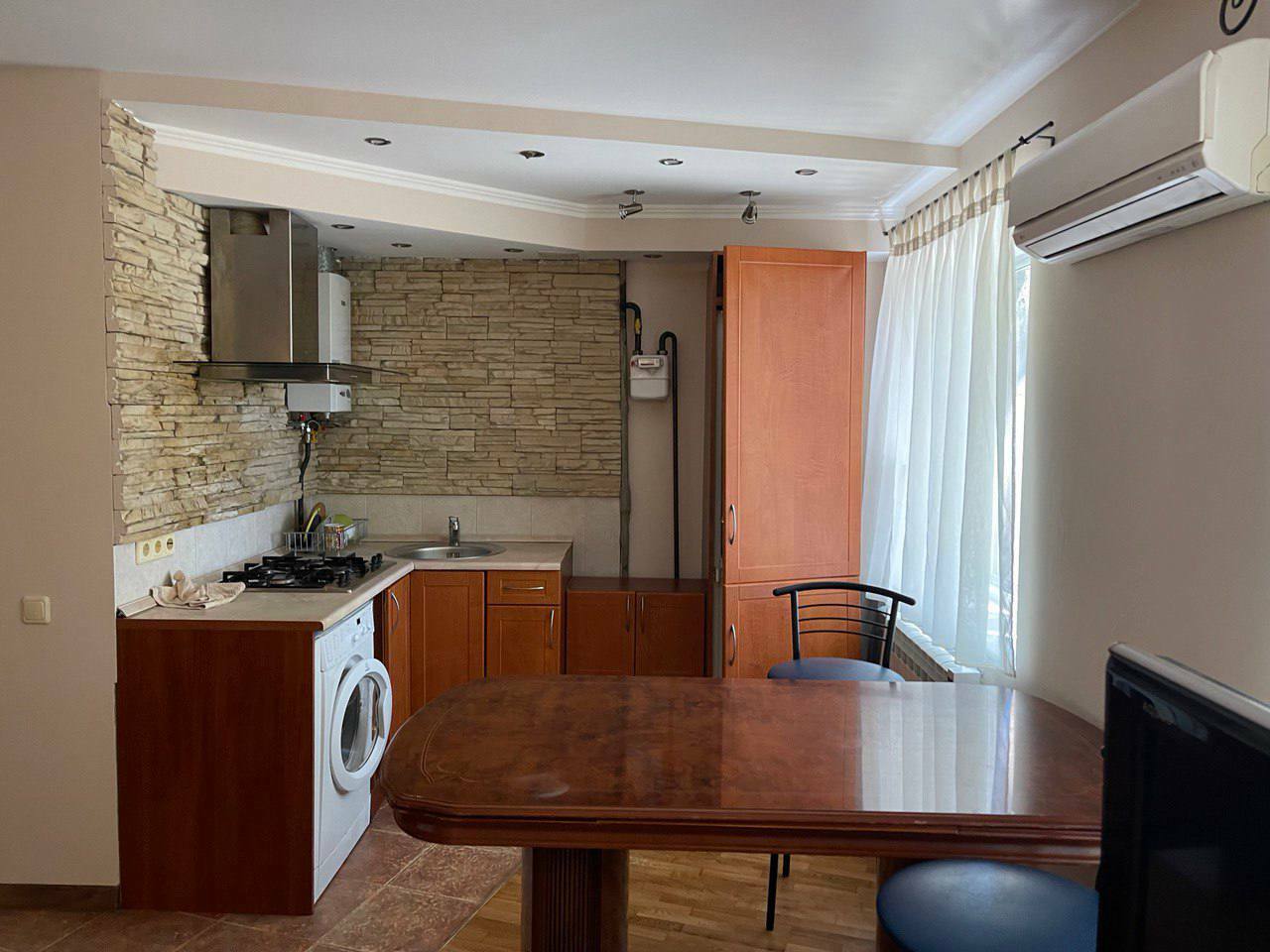 Аренда 2-комнатной квартиры 50 м², Писаржевского ул.