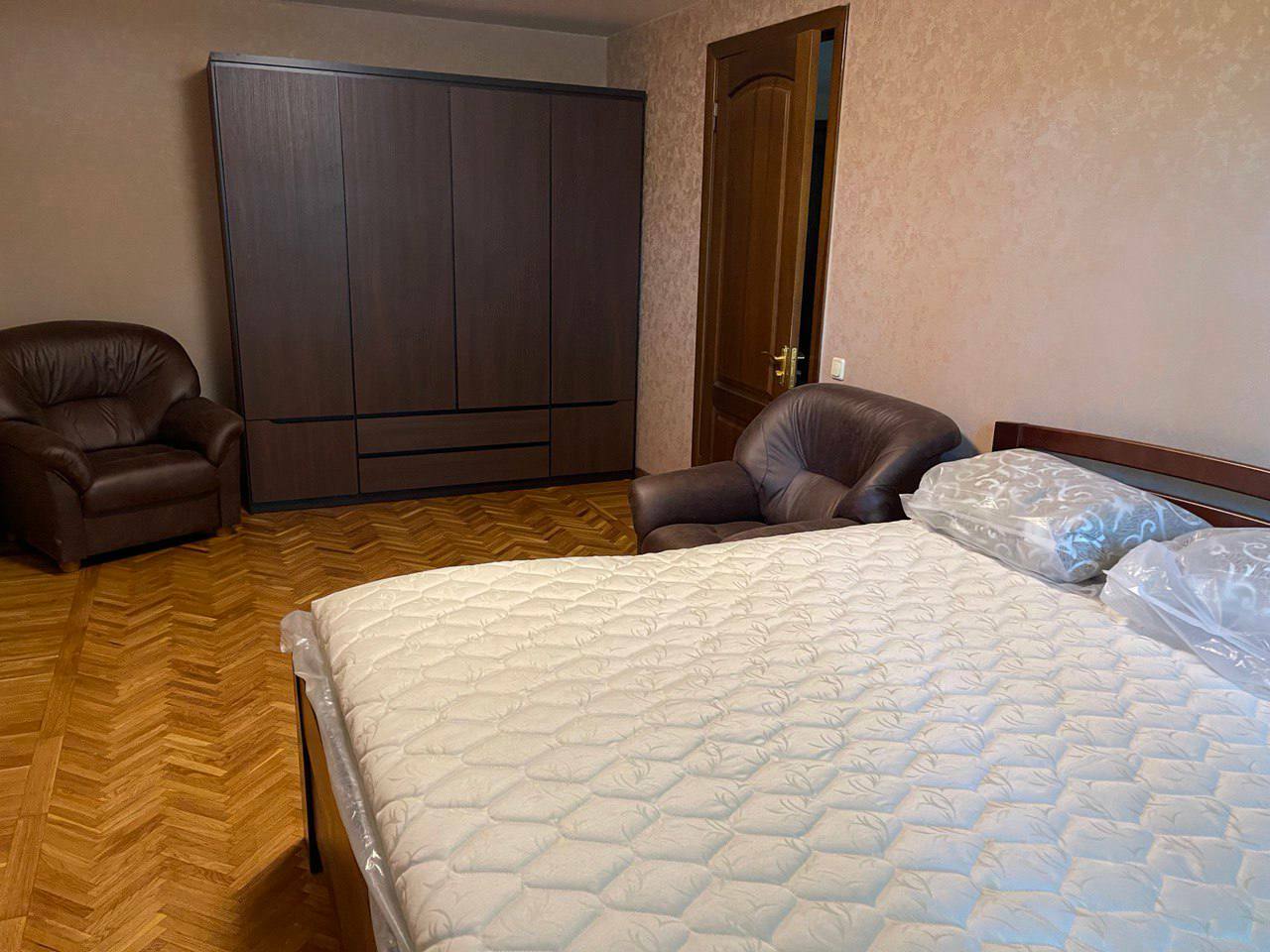 Аренда 2-комнатной квартиры 50 м², Писаржевского ул.