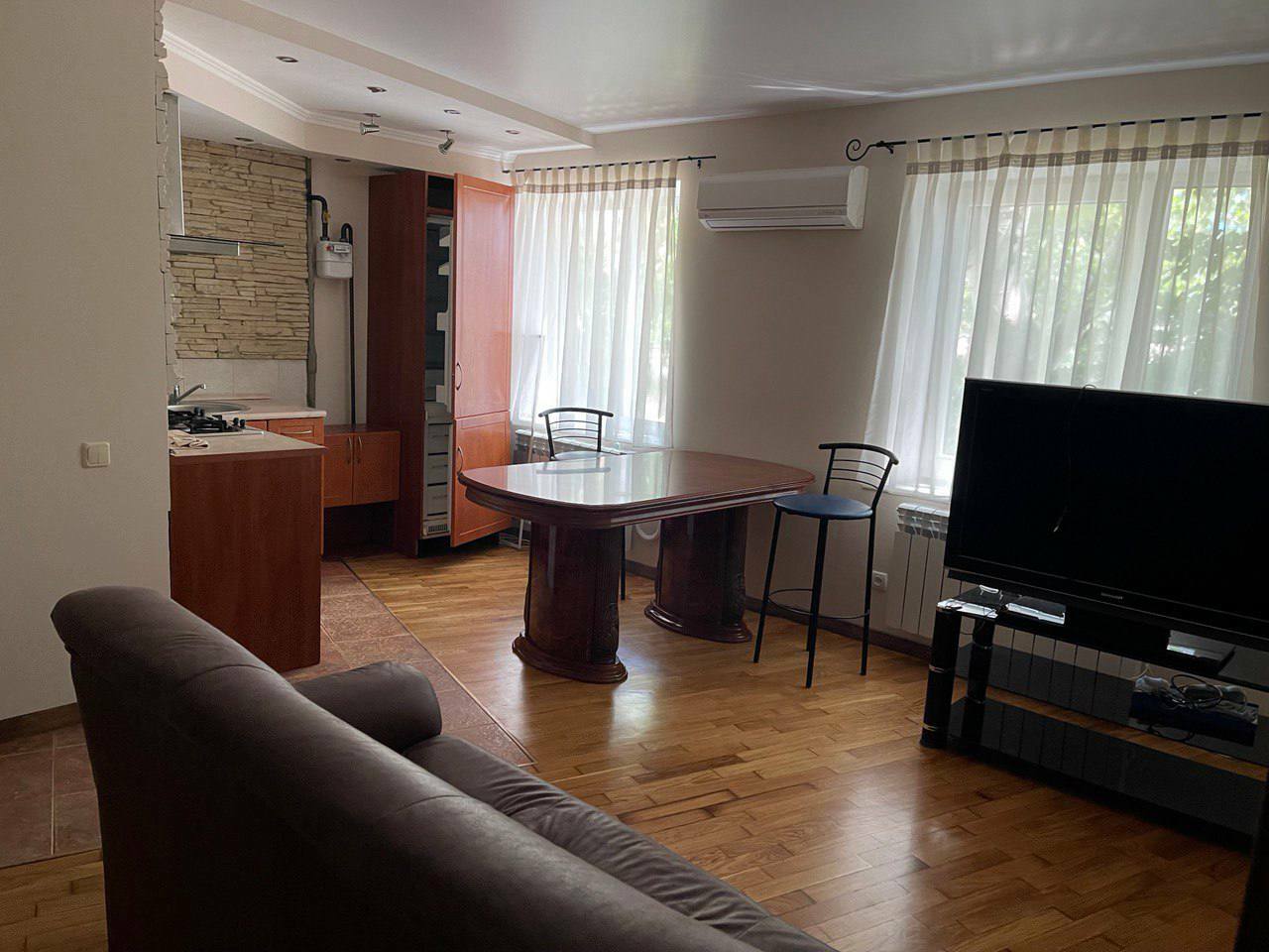 Оренда 2-кімнатної квартири 50 м², Писаржевського вул.