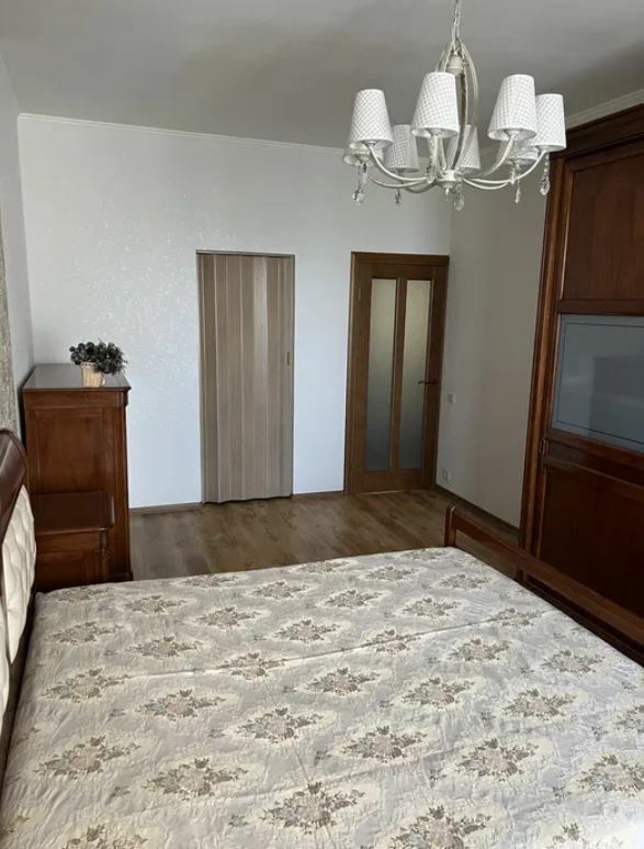 Продаж 2-кімнатної квартири 87 м², Армійська вул., 8