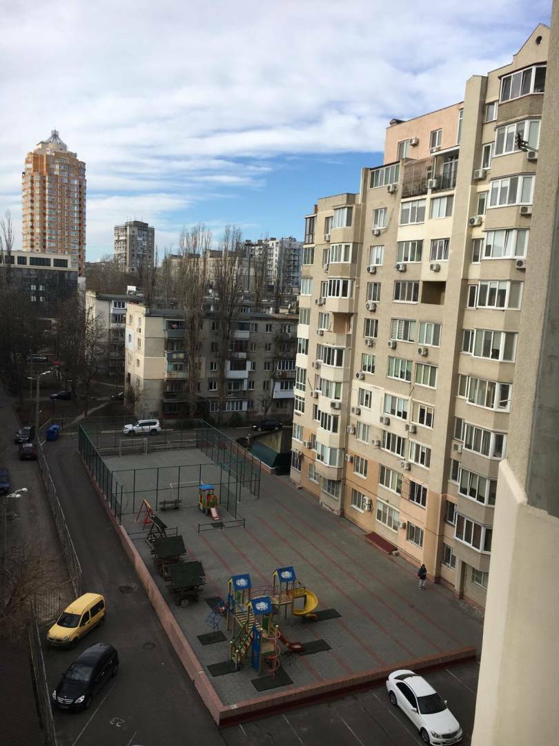 Продажа 1-комнатной квартиры 35 м², Солнечная ул.