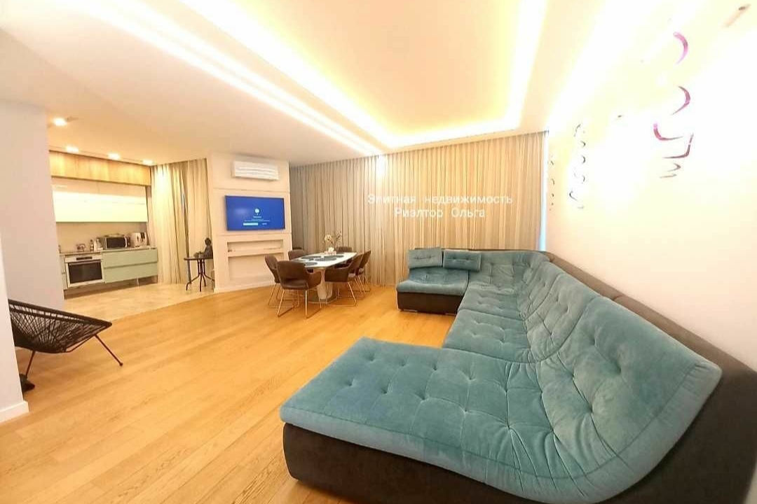 Продажа 3-комнатной квартиры 180 м², Фонтанская дор., 77А