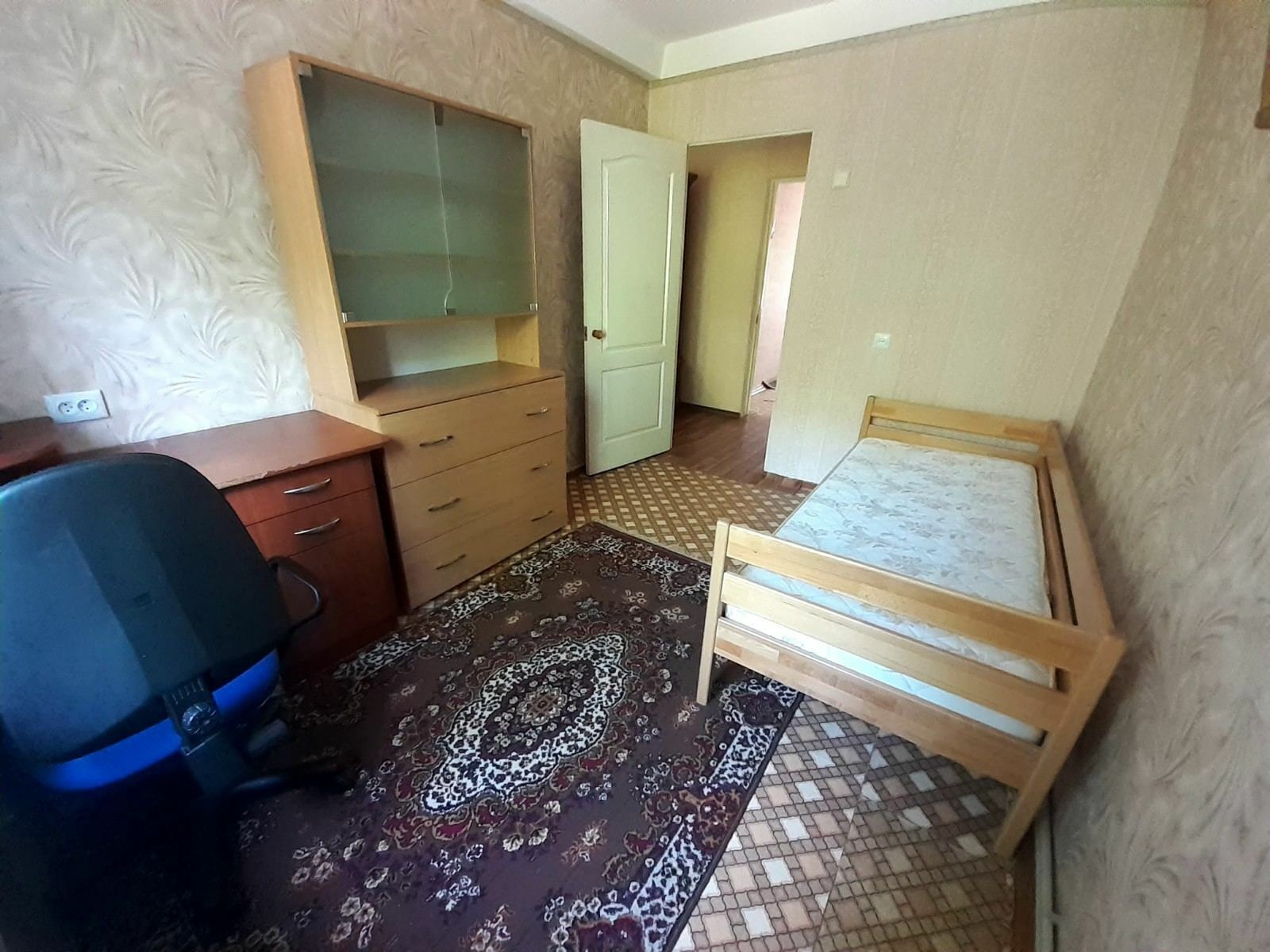 Оренда 3-кімнатної квартири 70 м², Високогірна вул.