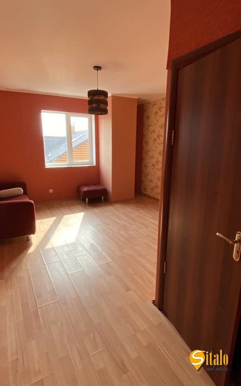 Продаж будинку 700 м², 3-я Озерна вул.