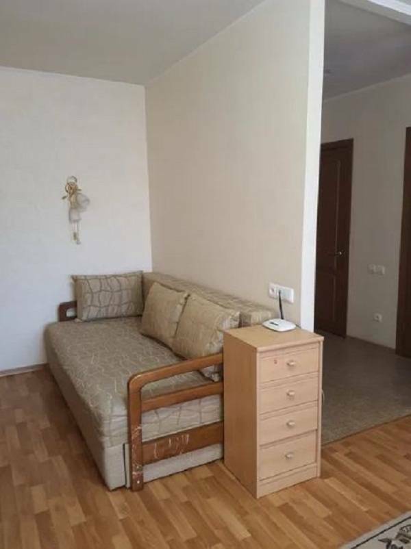 Продаж 1-кімнатної квартири 36 м², Малиновского Маршала вул.