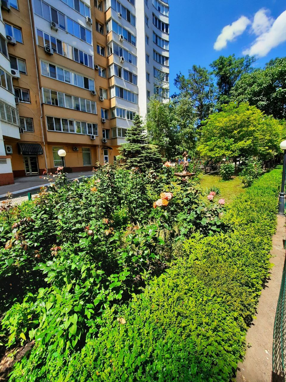 Продаж 1-кімнатної квартири 50 м², Авдєєва-Чорноморського вул.