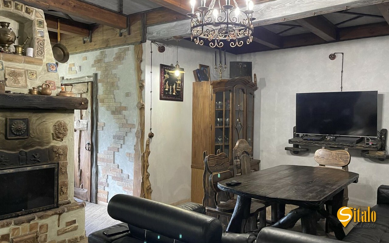 Продажа дома 180 м², 1-я Озерная ул.