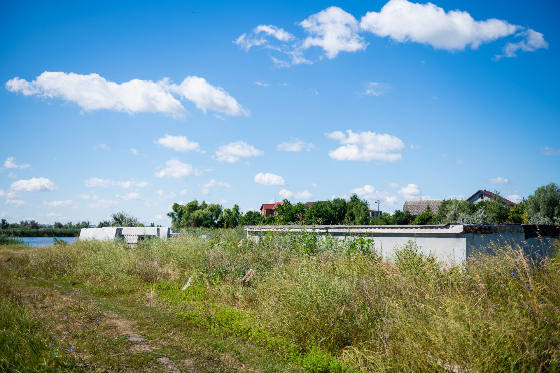 Продаж ділянки під індивідуальне житлове будівництво 23 соток