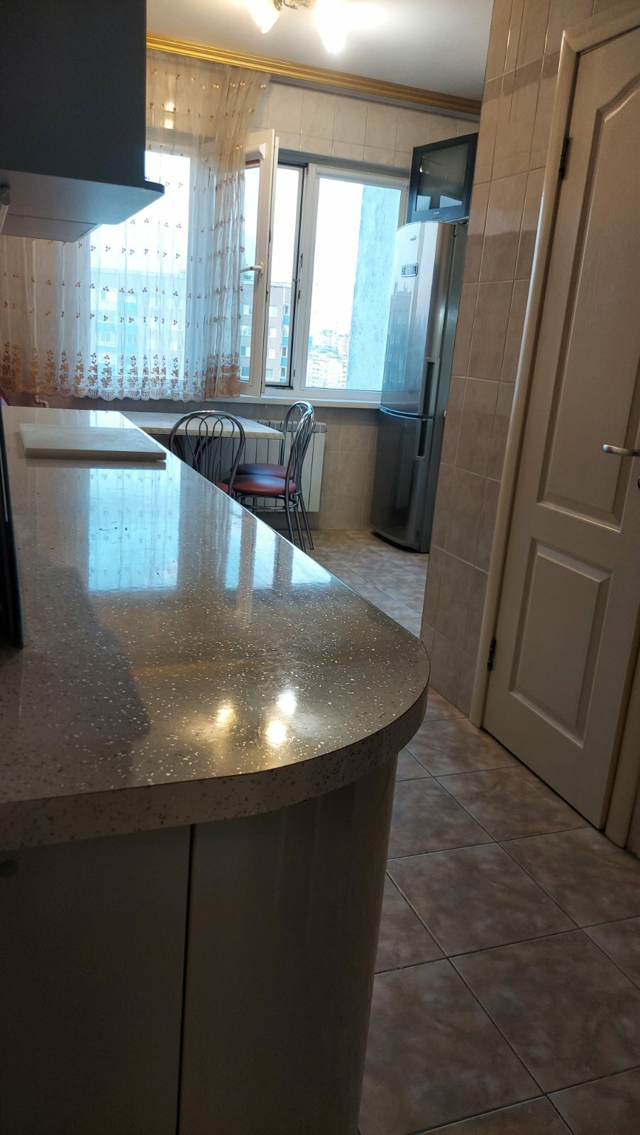 Оренда 3-кімнатної квартири 72 м², Вікентія Беретті вул., 10