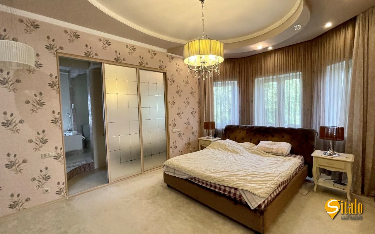 Продажа дома 385 м²