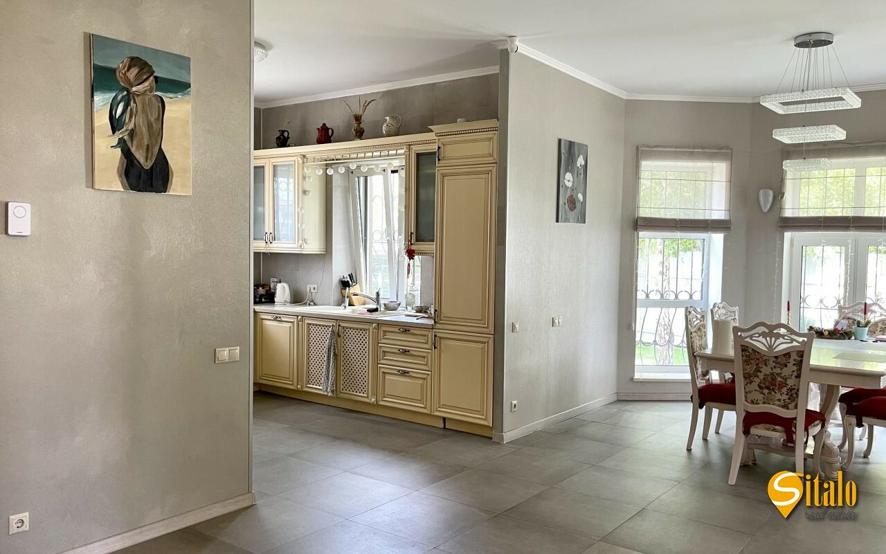Оренда будинку 385 м²